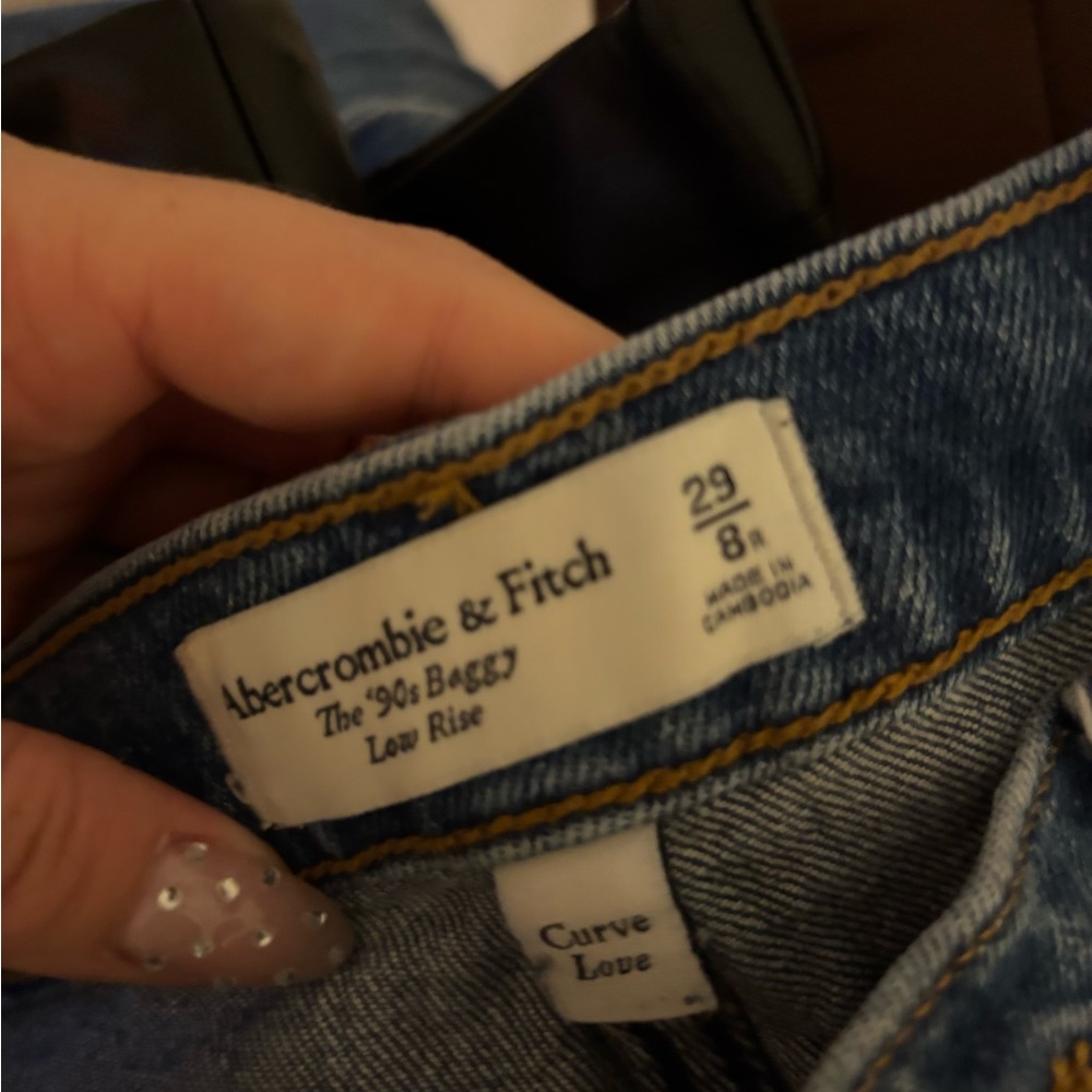 Abercrombie & Fitch Curve Love 90’s Baggy Low Rise Jeans - Picture 5 of 5